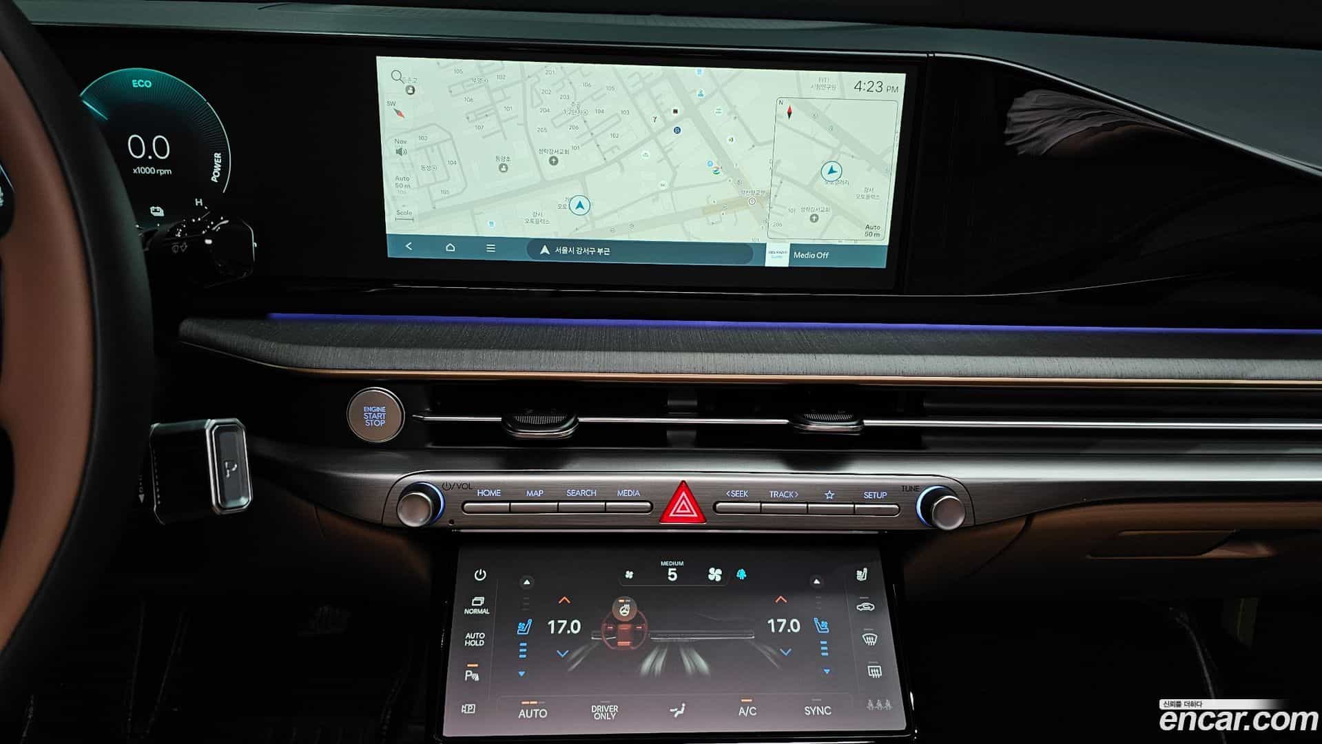 Grandeur Hyundai 2025.11-OPTION-018