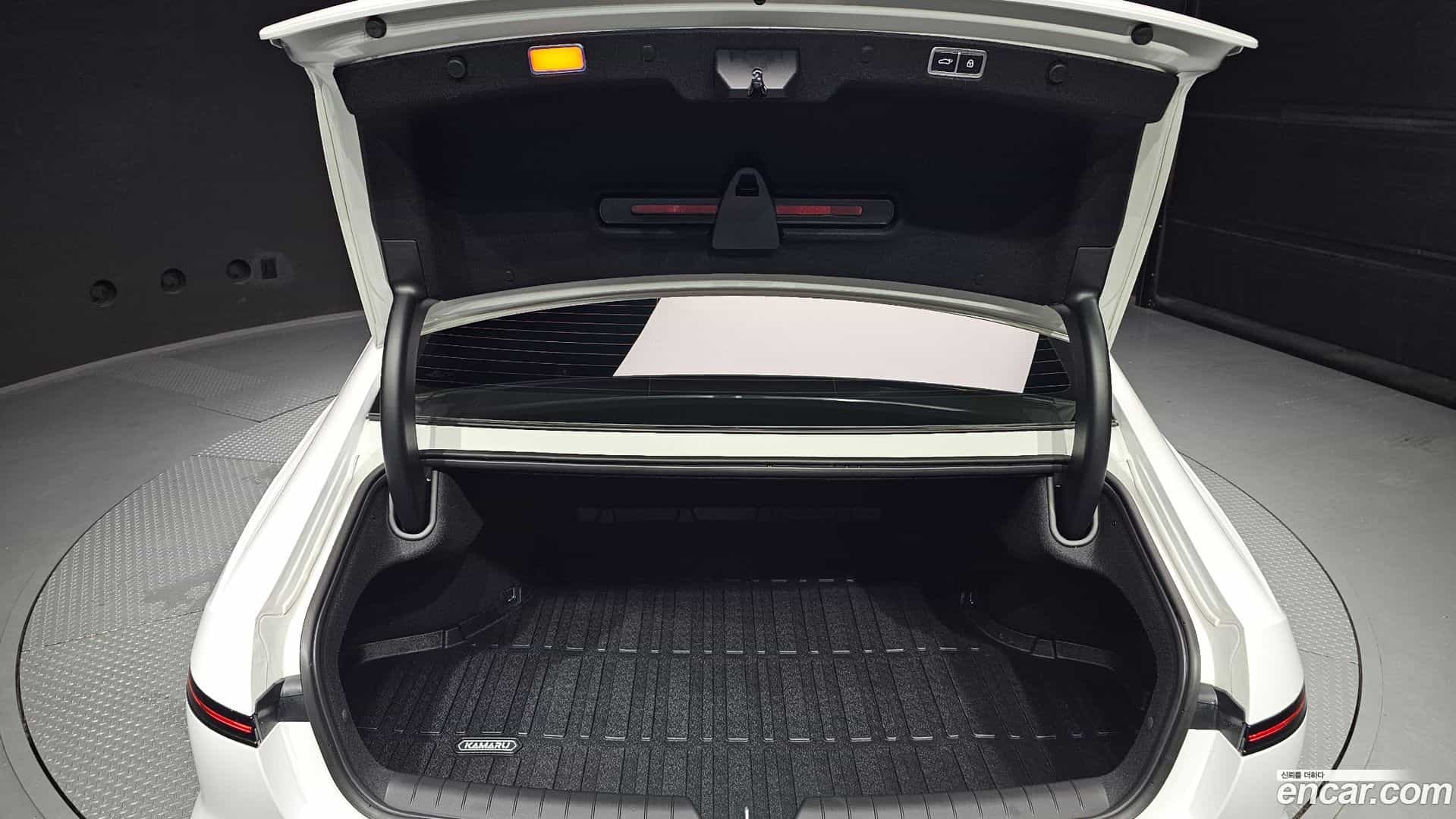Grandeur Hyundai 2025.11-OPTION-024