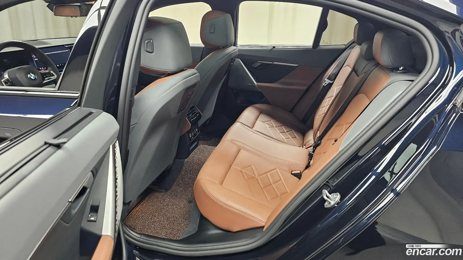 5-Series BMW 2024.5-OPTION-015