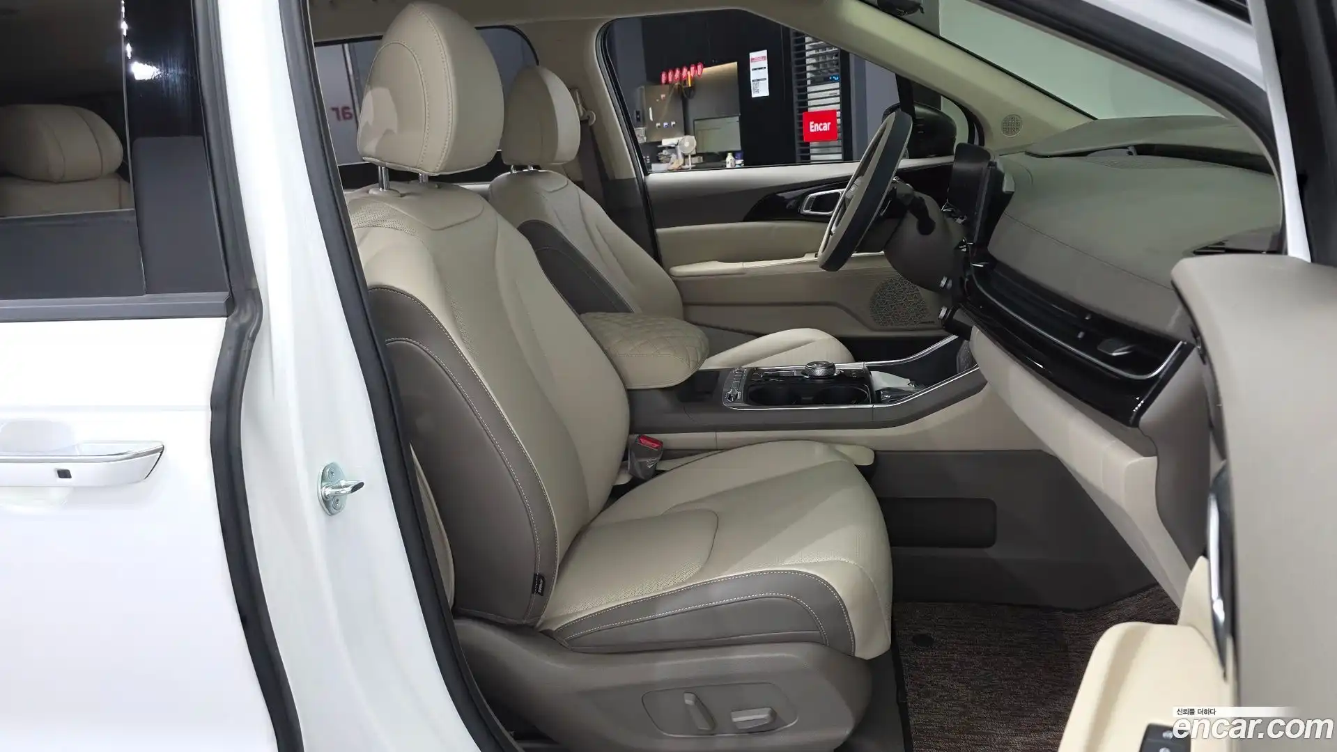 Canival Kia 2025.7-OPTION-015