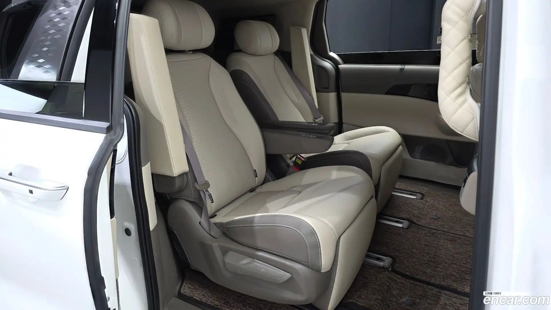 Canival Kia 2025.7-OPTION-016