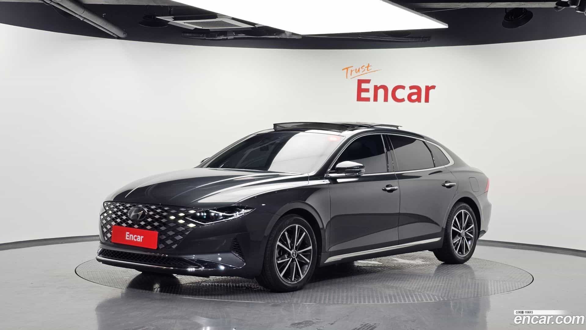 Grandeur Hyundai 2022.4-OUTER-001