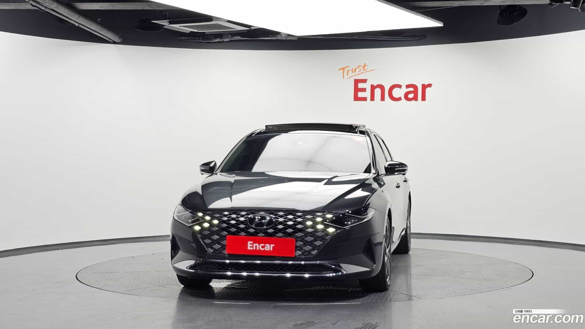 Grandeur Hyundai 2022.4-OUTER-003