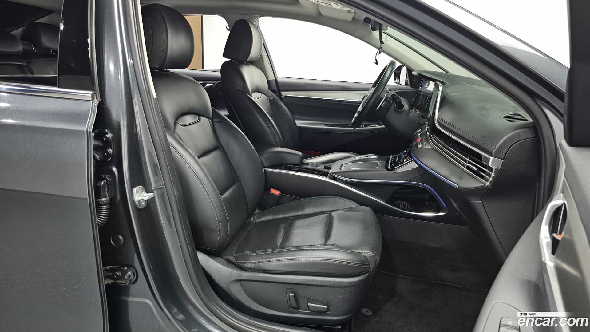 Grandeur Hyundai 2022.4-OPTION-015