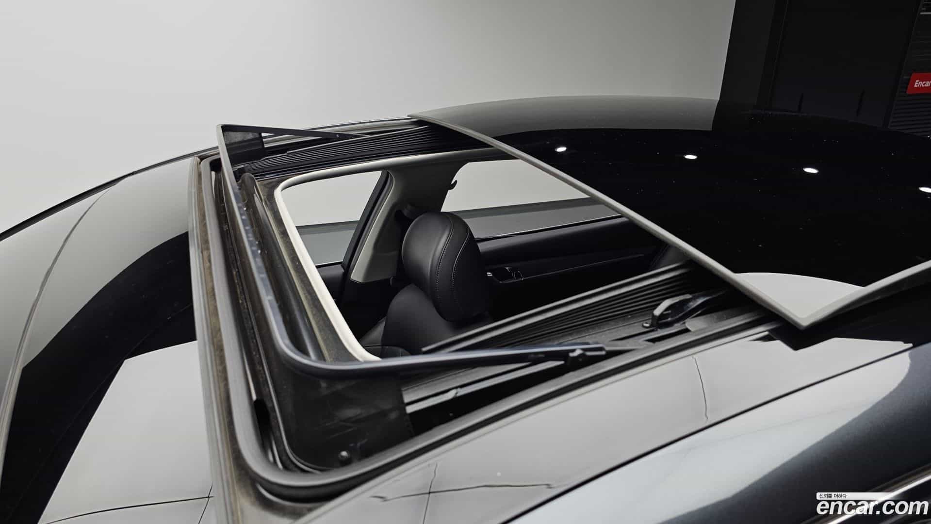 Grandeur Hyundai 2022.4-OPTION-023