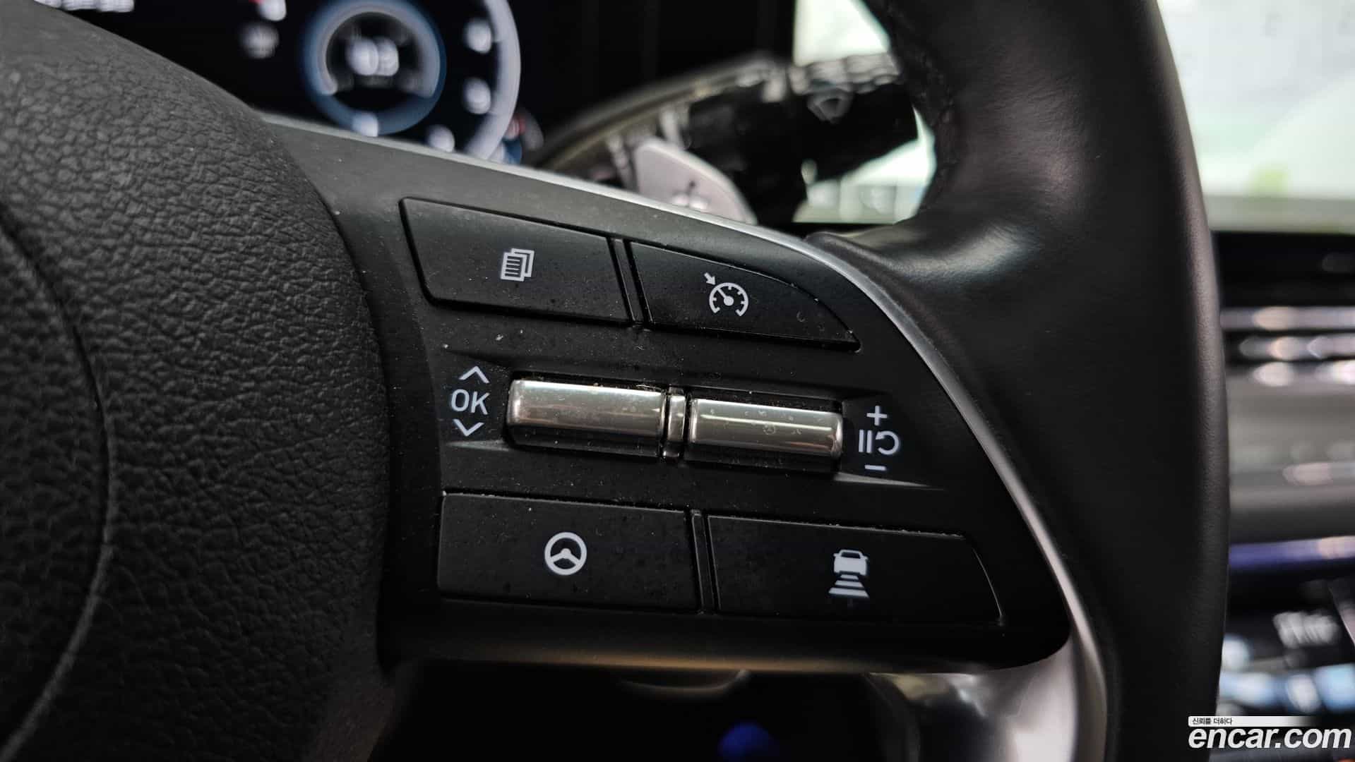 Grandeur Hyundai 2022.4-OPTION-048