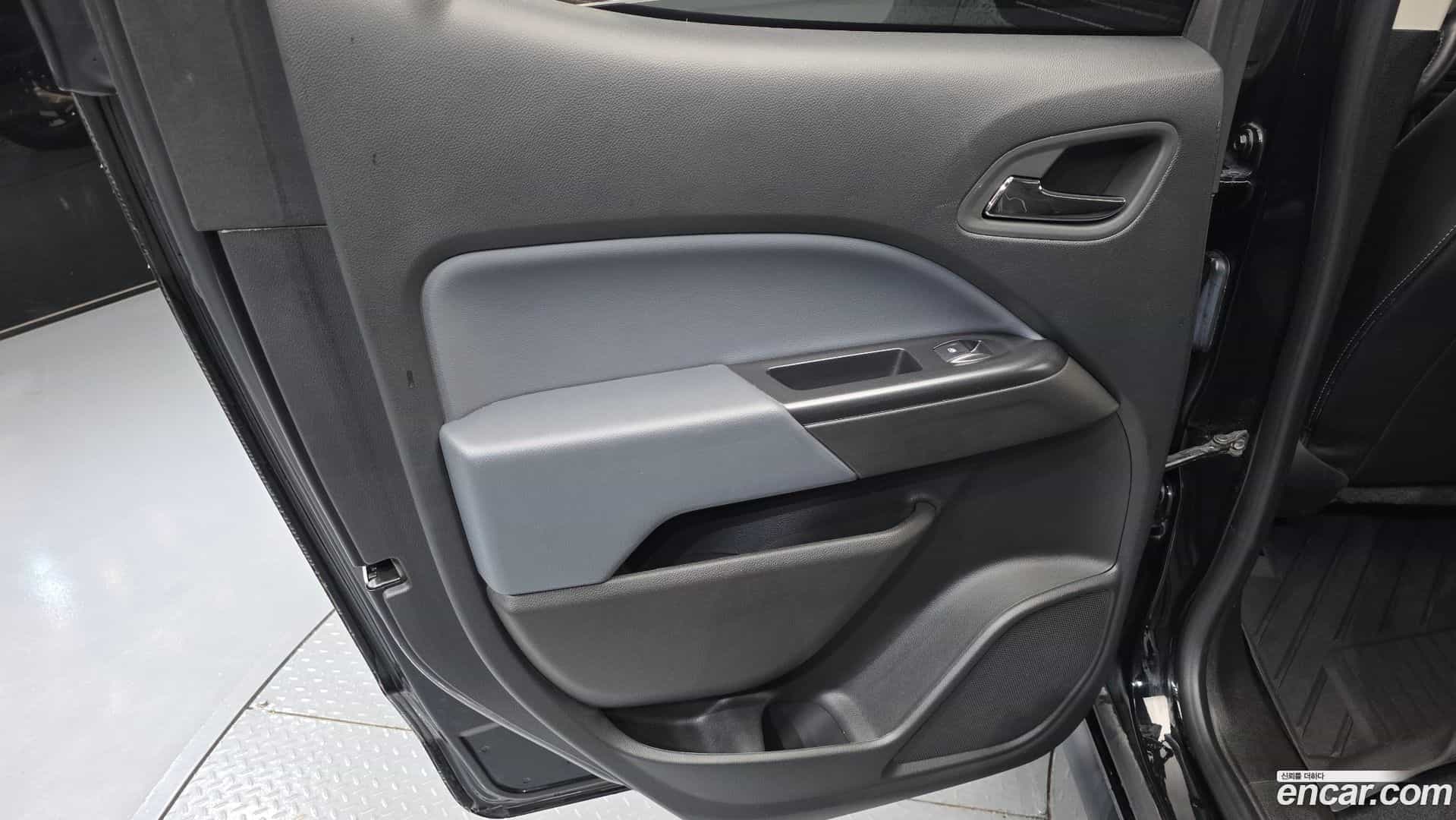 Colorado Chevrolet 2022.11-INNER-035