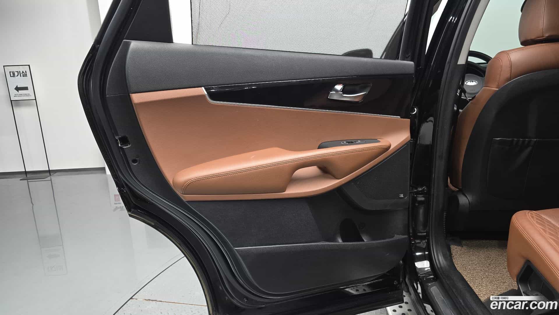 Sorento Kia 2017.10-INNER-035