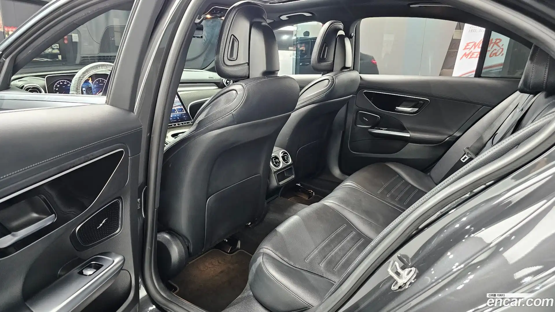 C-Class Mercedes-Benz 2022.5-OPTION-016