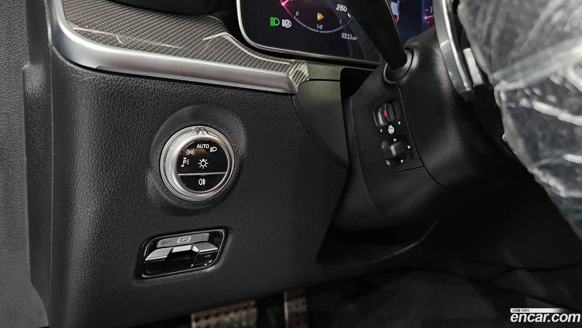 C-Class Mercedes-Benz 2022.5-OPTION-018