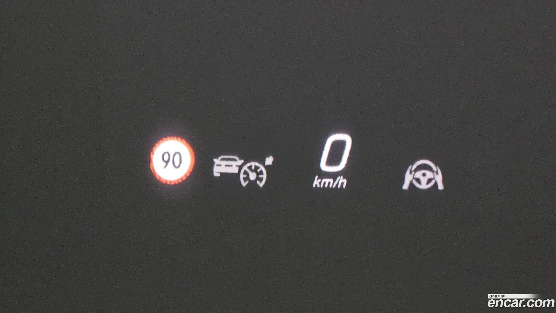 C-Class Mercedes-Benz 2022.5-OPTION-043