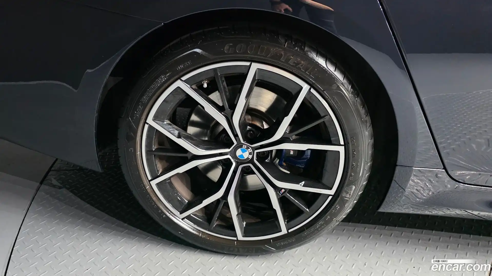5-Series BMW 2023.2-OUTER-005