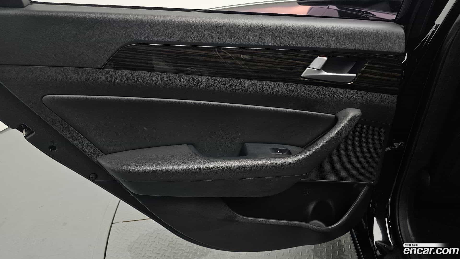 Sonata Hyundai 2017.0-INNER-035