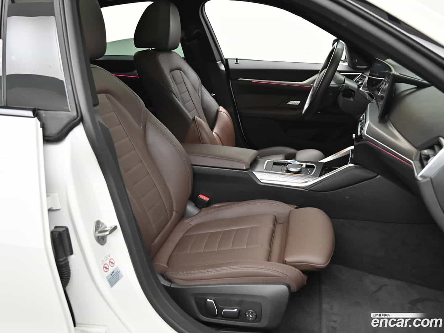 i4 BMW 2024.9-INNER-010