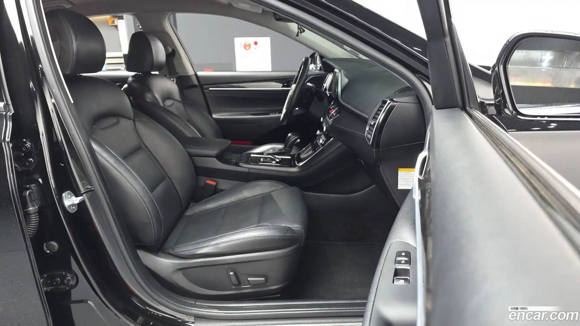 Grandeur Hyundai 2018.2-OPTION-015