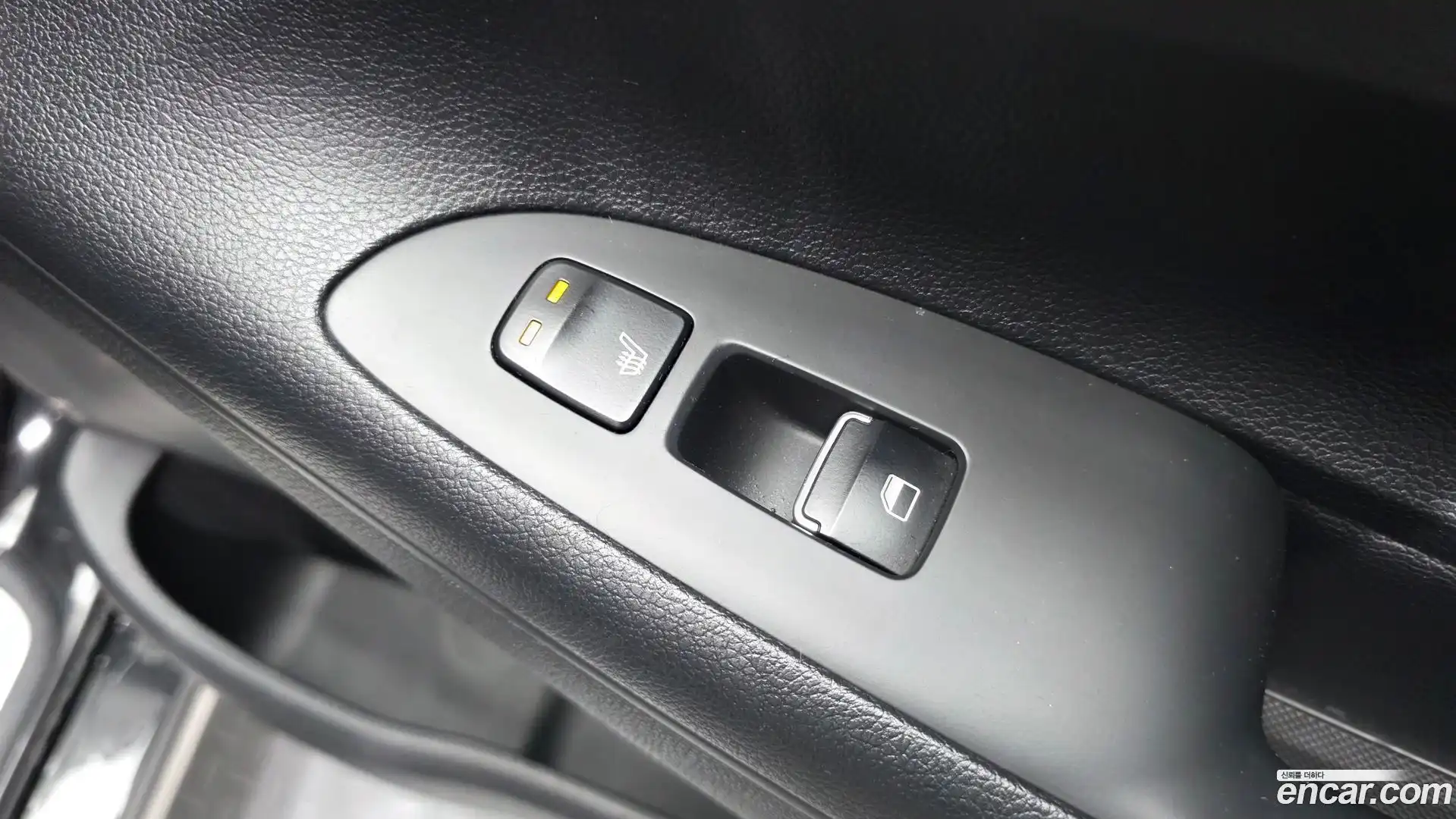 Grandeur Hyundai 2018.2-OPTION-022