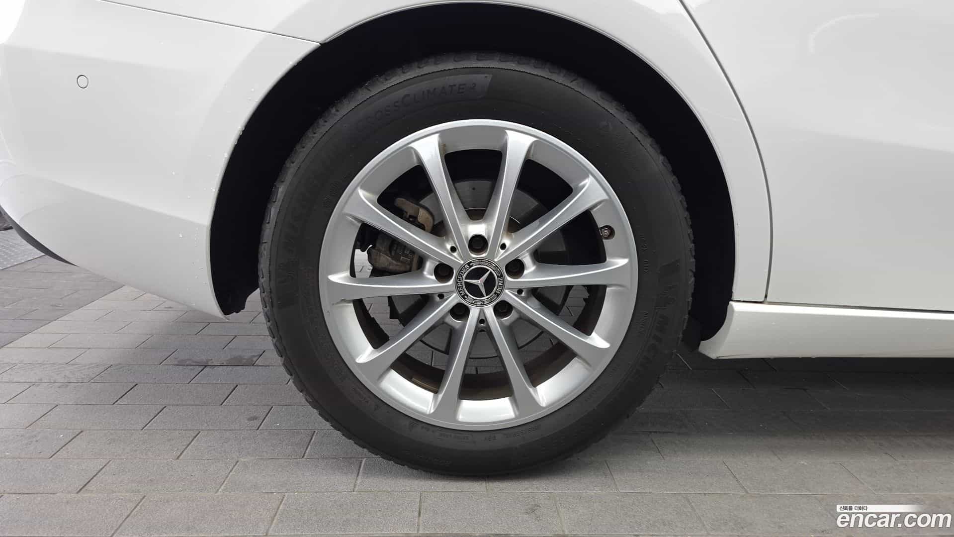 A-Class Mercedes-Benz 2020.7-OUTER-005