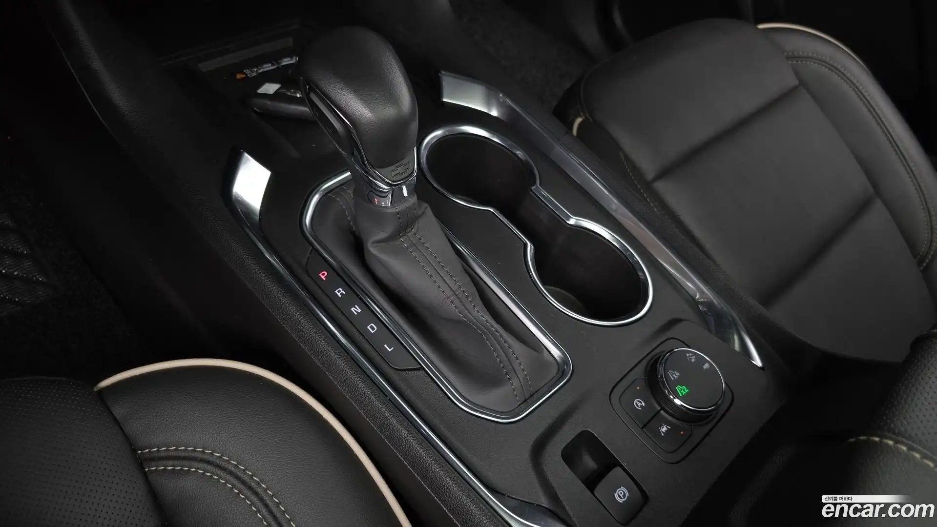 Traverse Chevrolet 2022.9-INNER-009