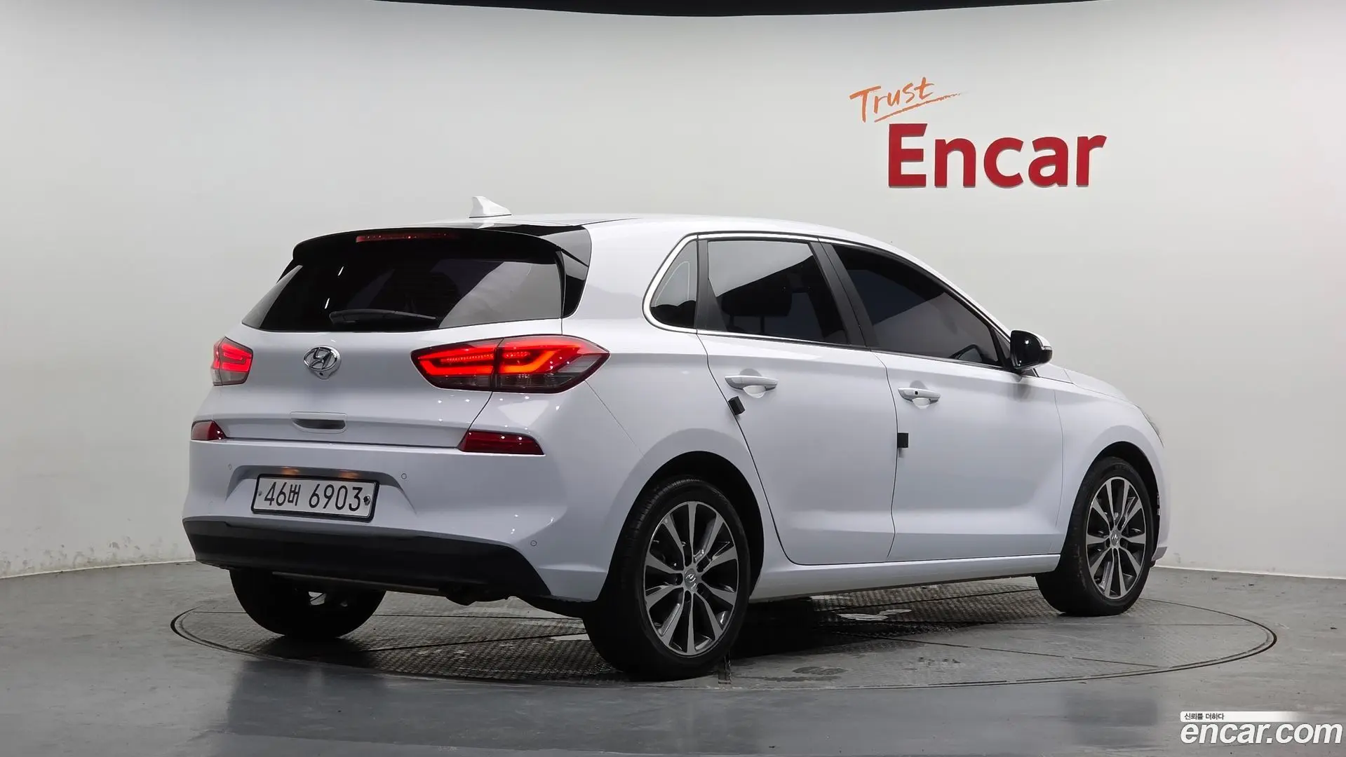 Main__Slider__Photo:i30 Hyundai 2018.0-1