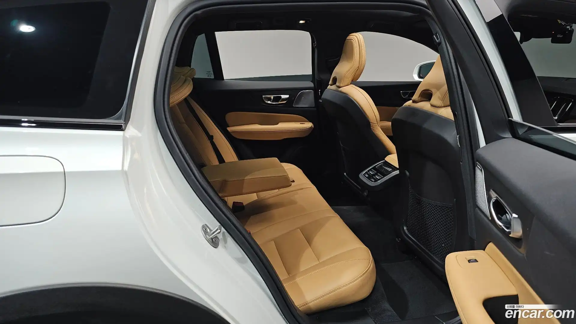 V60 Volvo 2024.8-OPTION-015