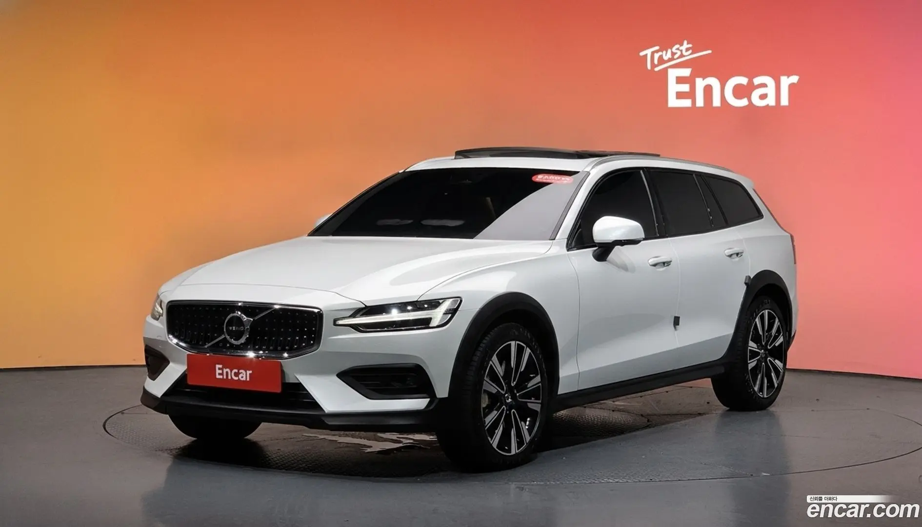 Main__Slider__Photo:V60 Volvo 2024.8-0