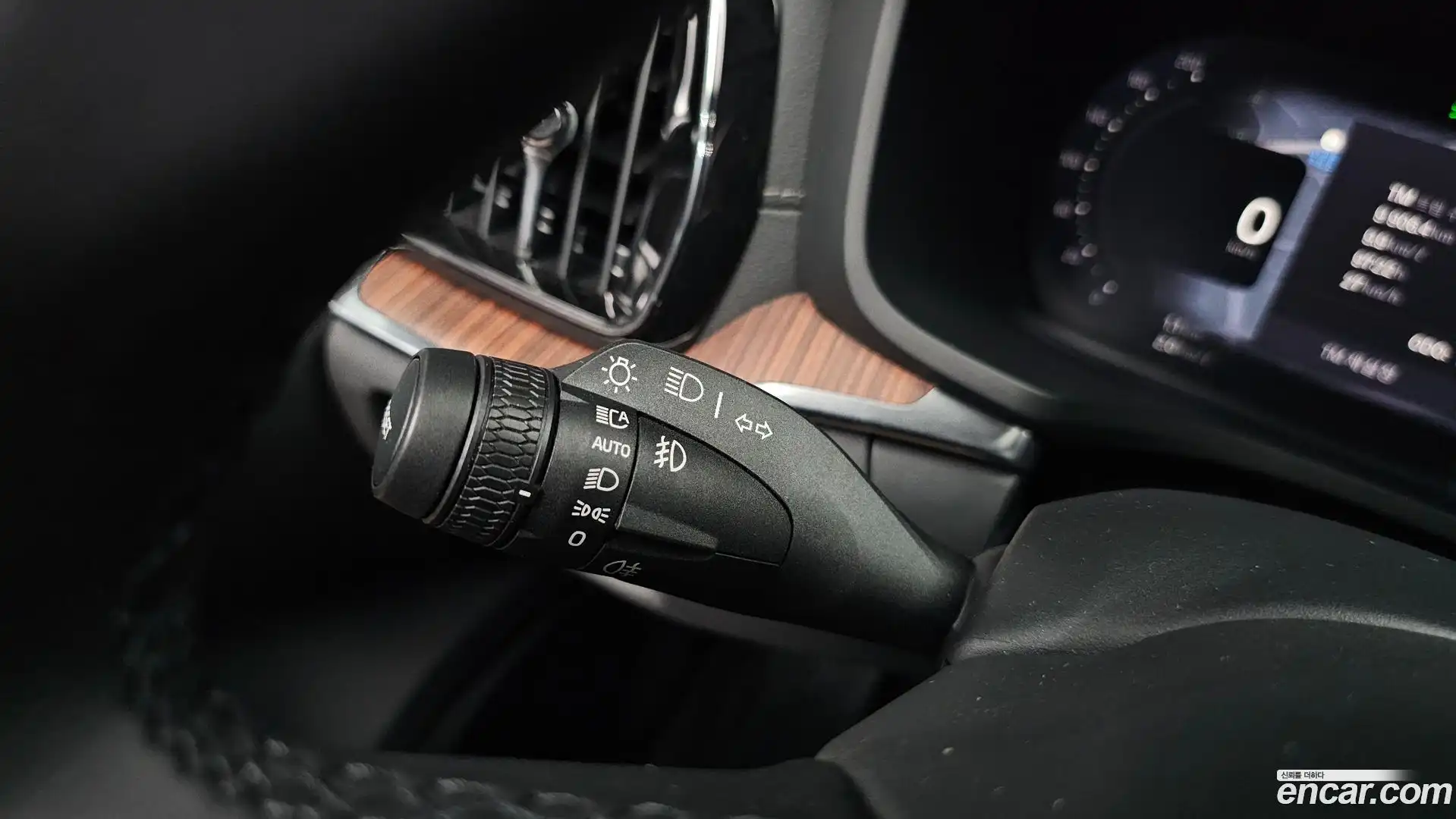 V60 Volvo 2024.8-OPTION-048