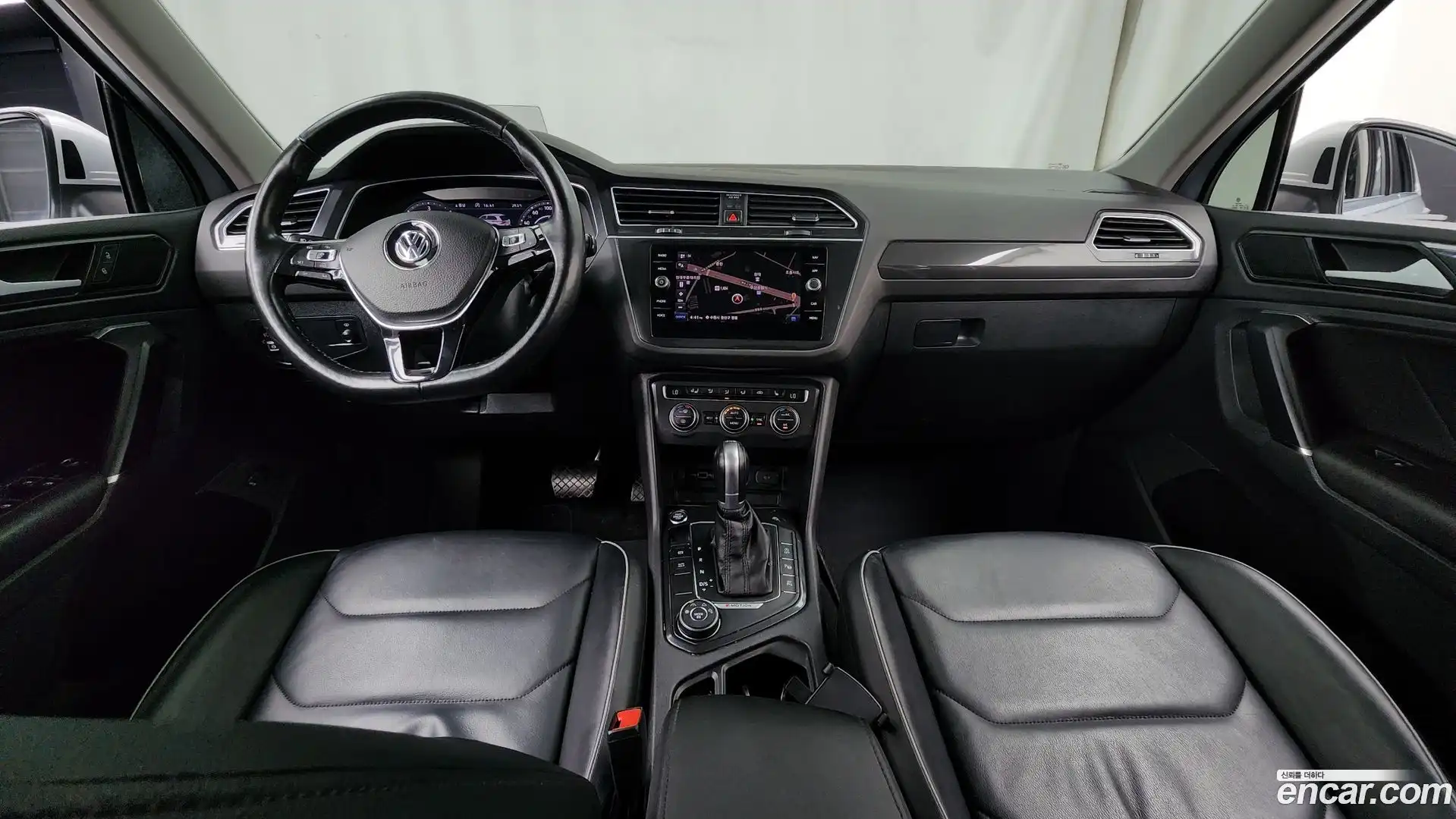 Tiguan Volkswagen 2018.5-INNER-007