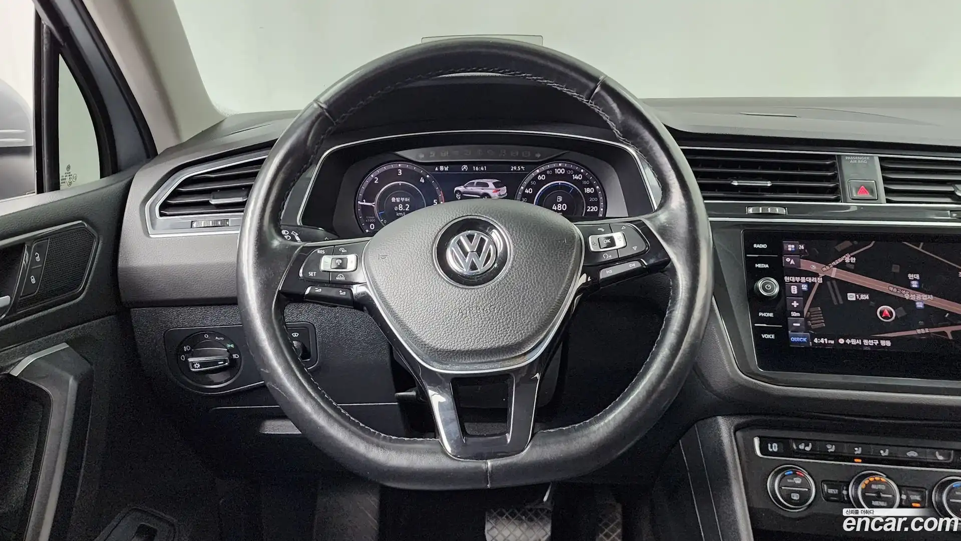 Tiguan Volkswagen 2018.5-OPTION-017
