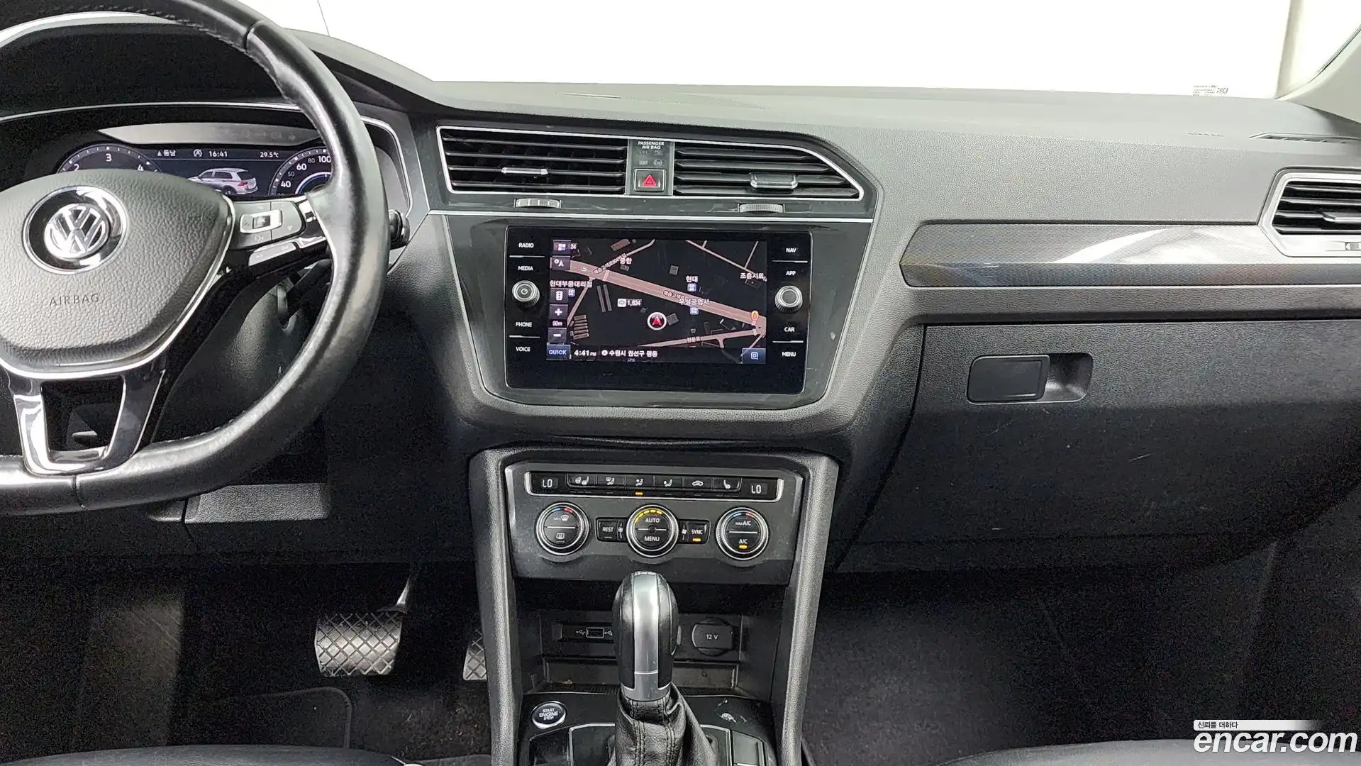 Tiguan Volkswagen 2018.5-OPTION-018