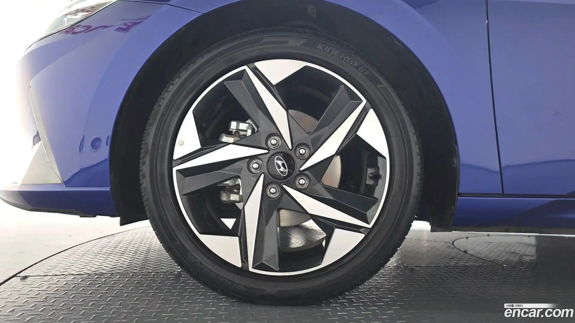 AVANTE Hyundai 2020.5-OUTER-005