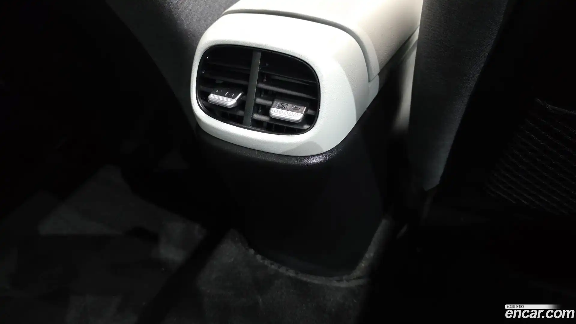 AVANTE Hyundai 2020.5-OPTION-045