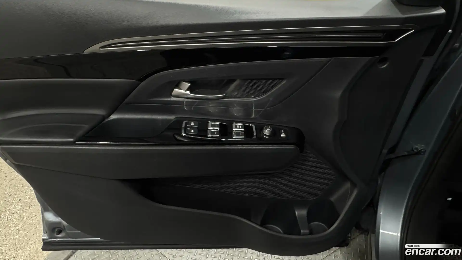 KORANDO KG Mobility 2019.7-INNER-010