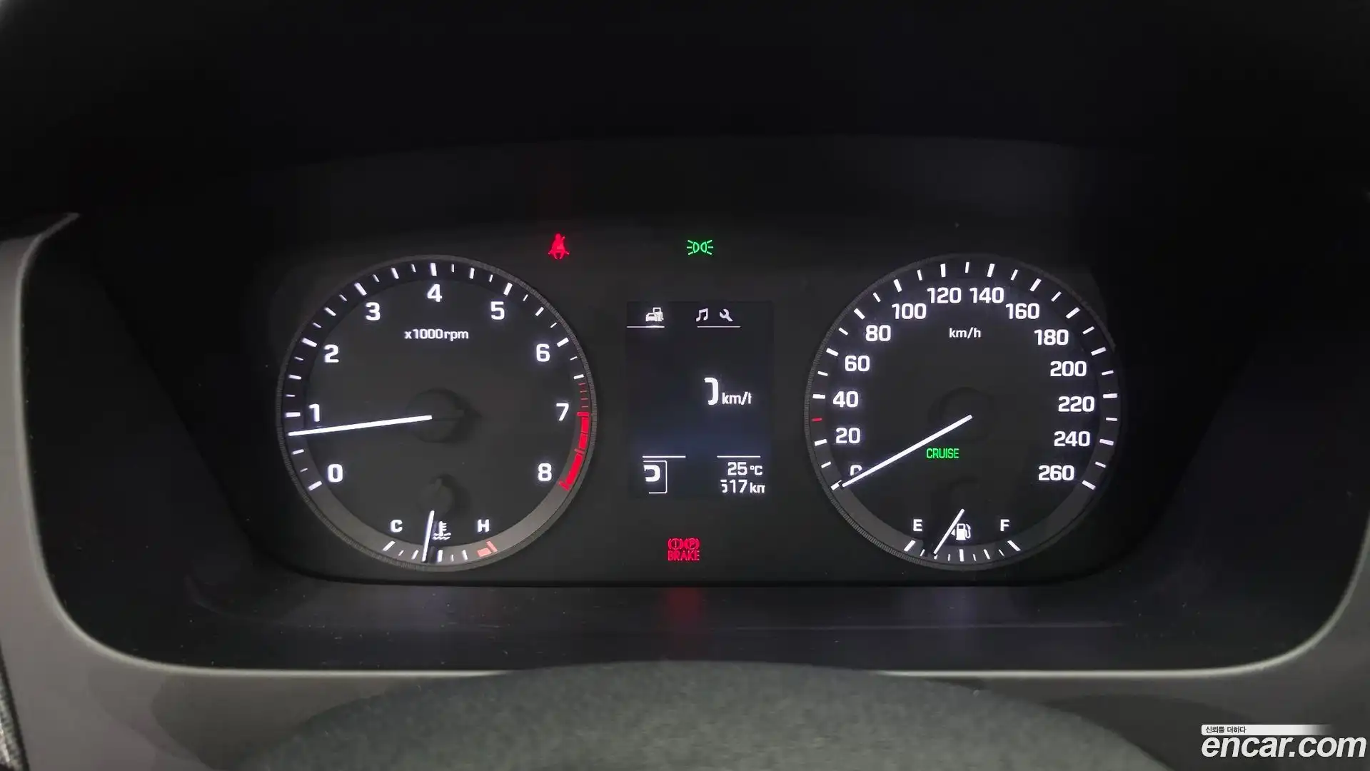 Sonata Hyundai 2014.5-INNER-008