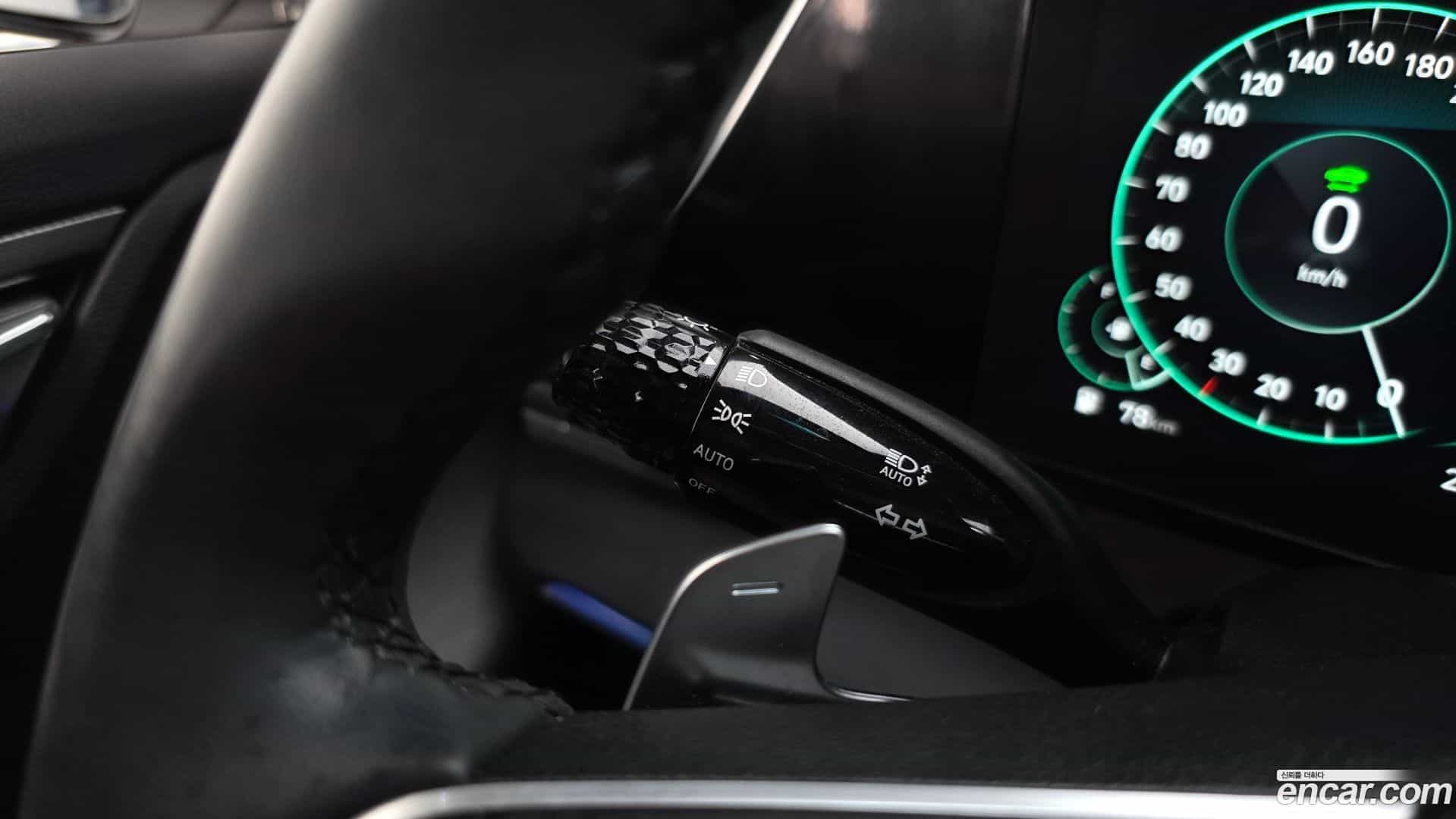 Grandeur Hyundai 2021.9-OPTION-043