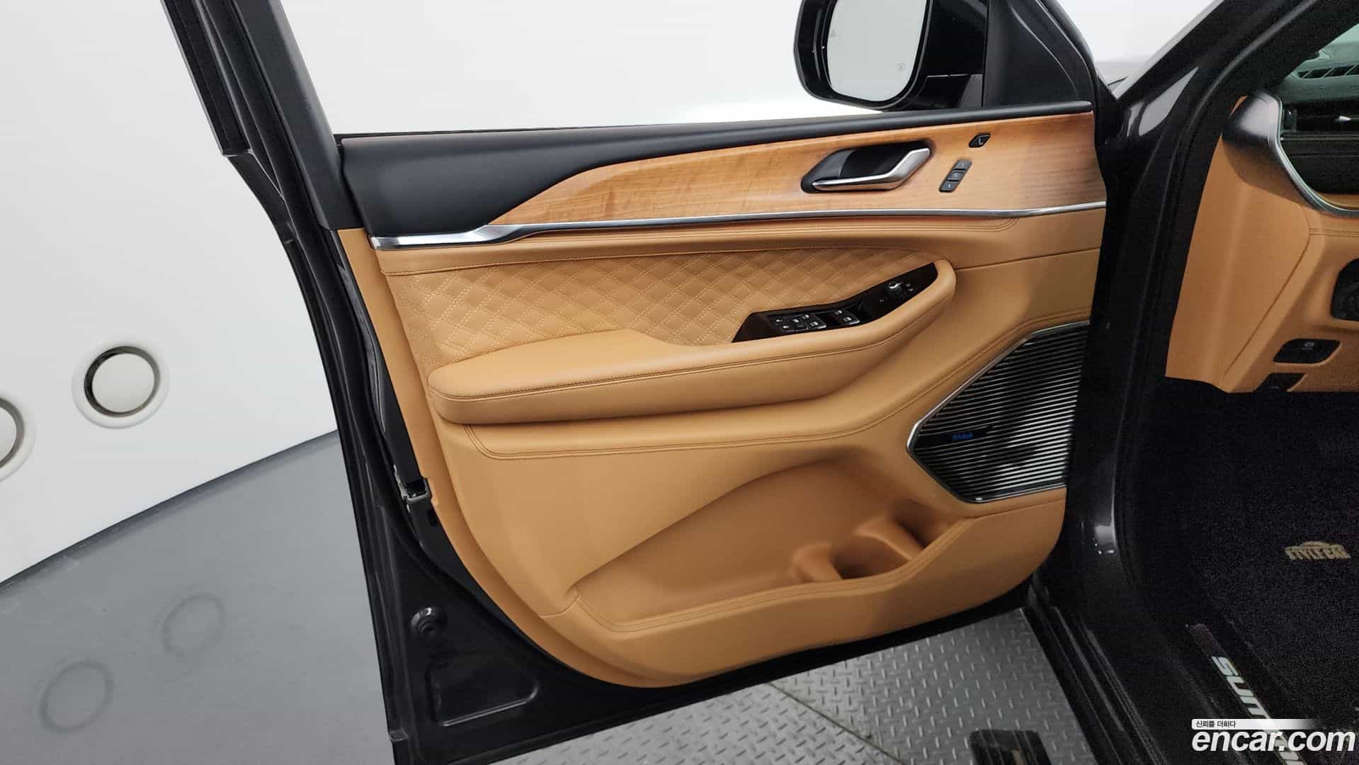 Cherokee Jeep 2021.11-INNER-034