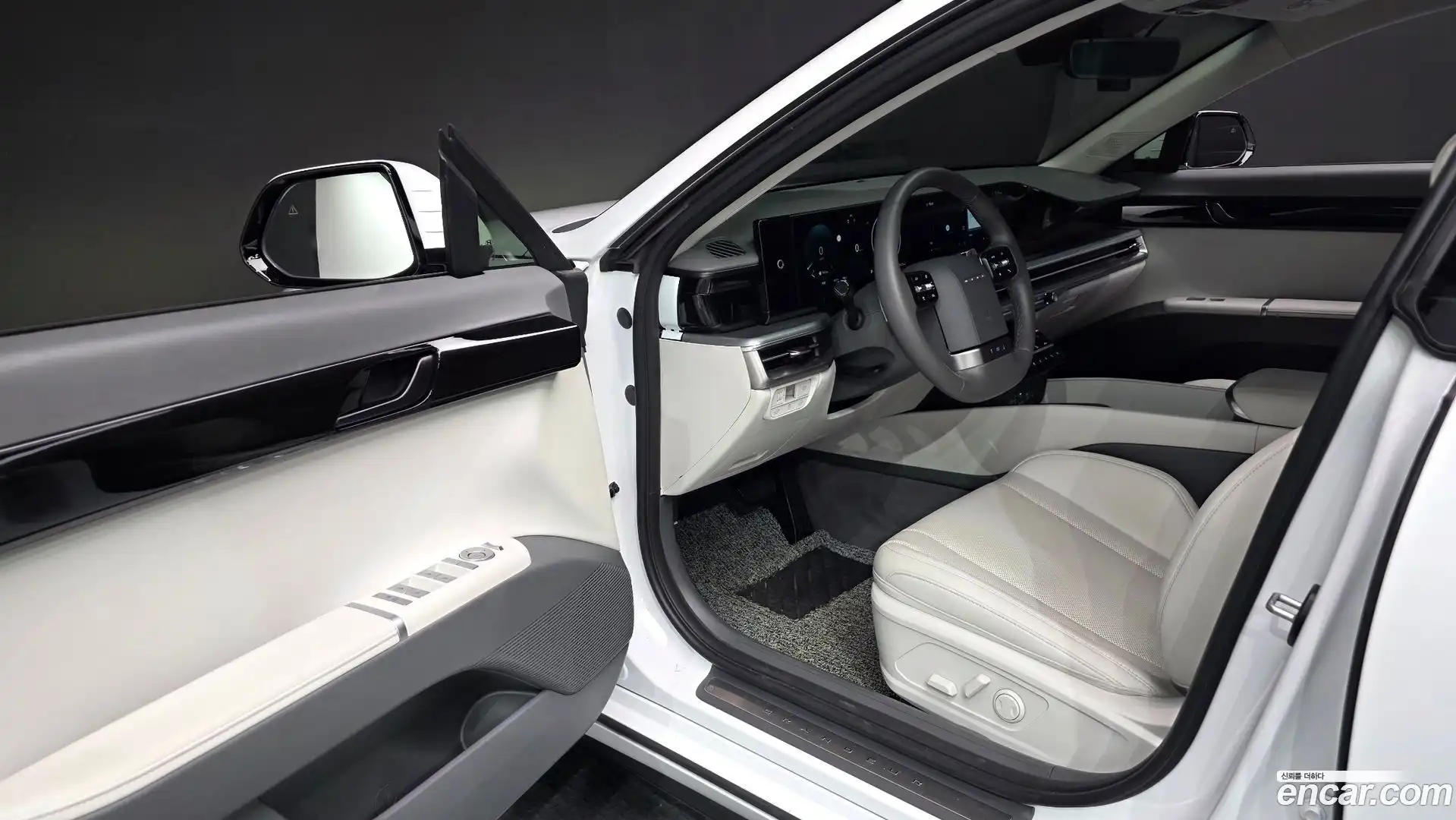 Grandeur Hyundai 2024.11-INNER-010