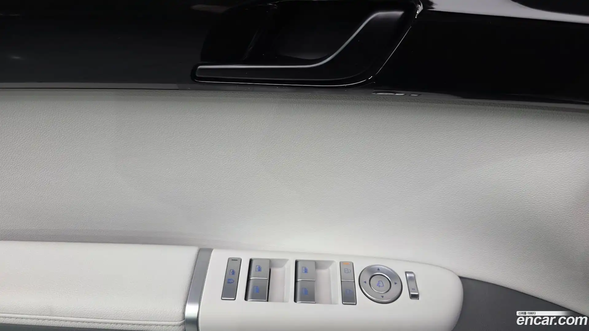 Grandeur Hyundai 2024.11-OPTION-023