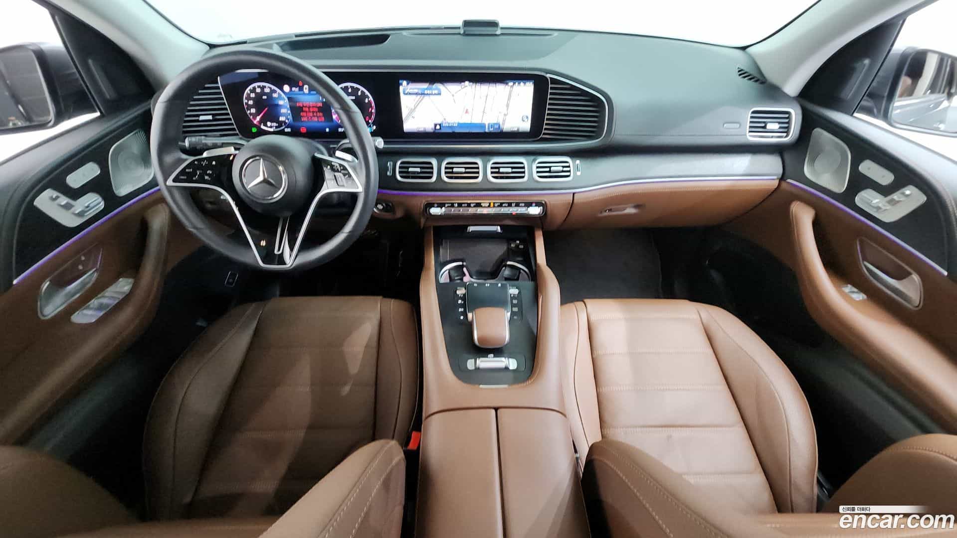 GLE-Class Mercedes-Benz 2024.3-INNER-007