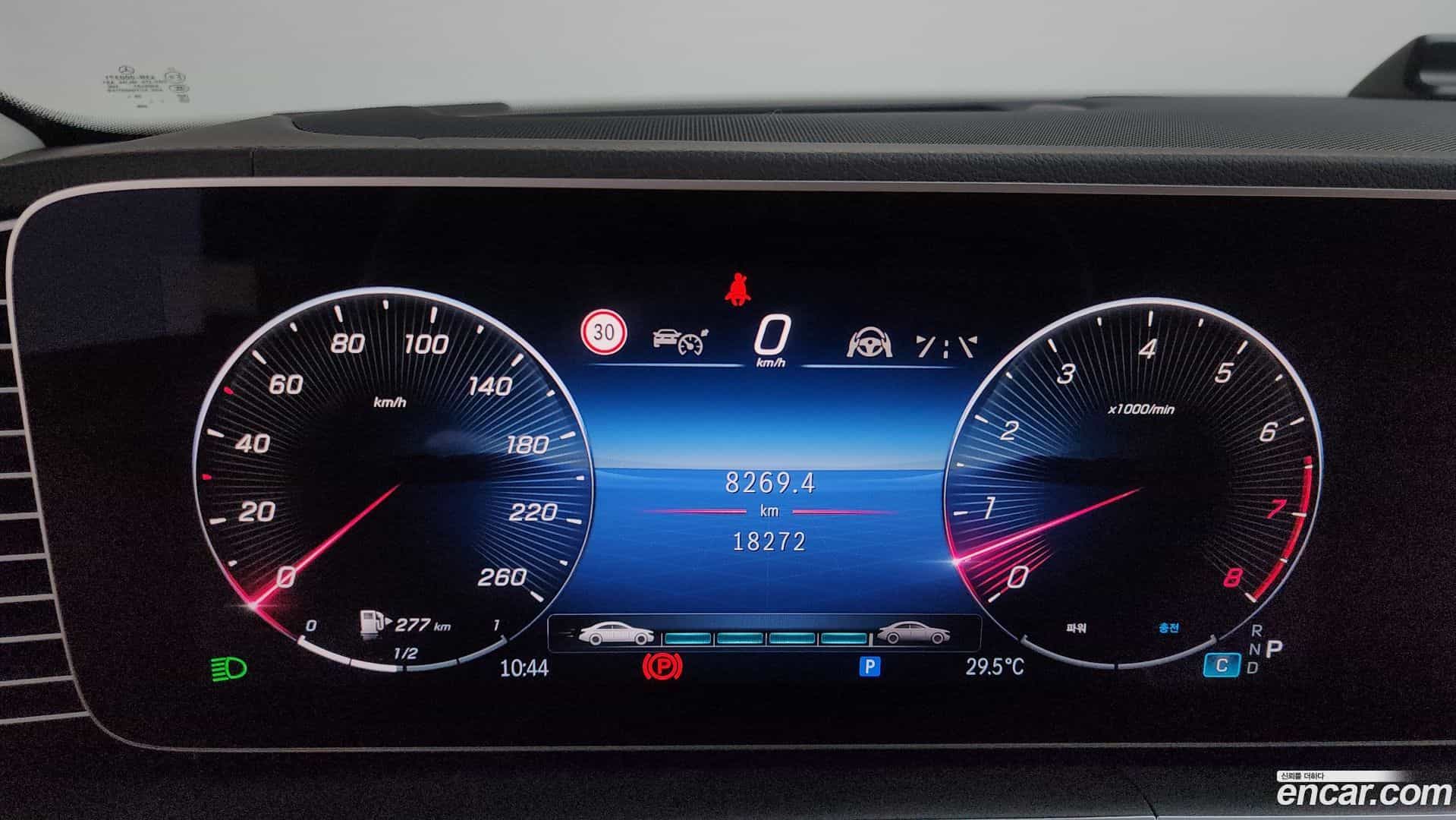 GLE-Class Mercedes-Benz 2024.3-INNER-008