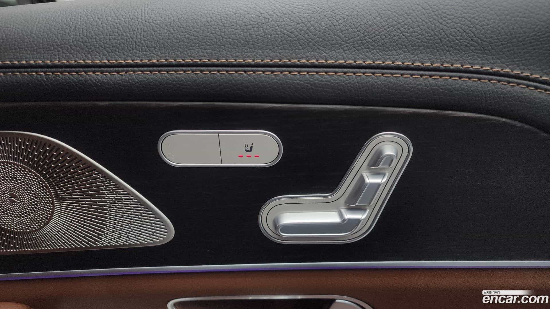 GLE-Class Mercedes-Benz 2024.3-OPTION-045