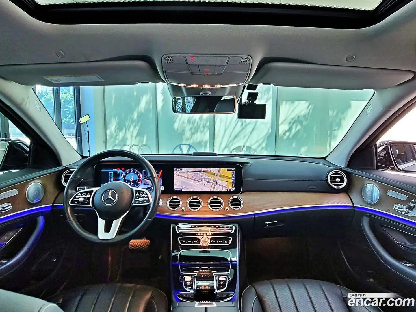 E-Class Mercedes-Benz 2019.0-OPTION-015