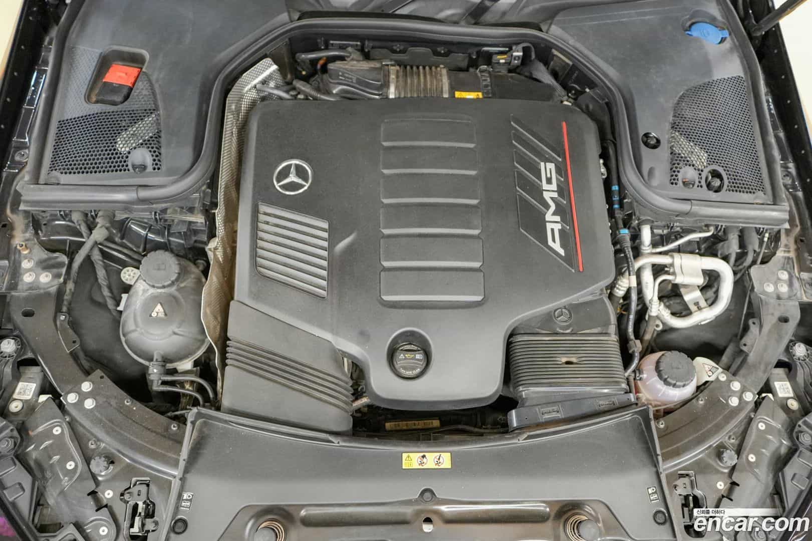 AMG GT Mercedes-Benz 2021.8-INNER-008