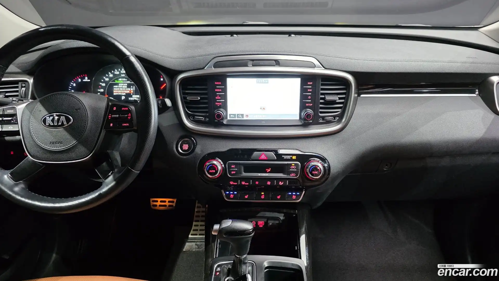 Sorento Kia 2018.6-OPTION-020