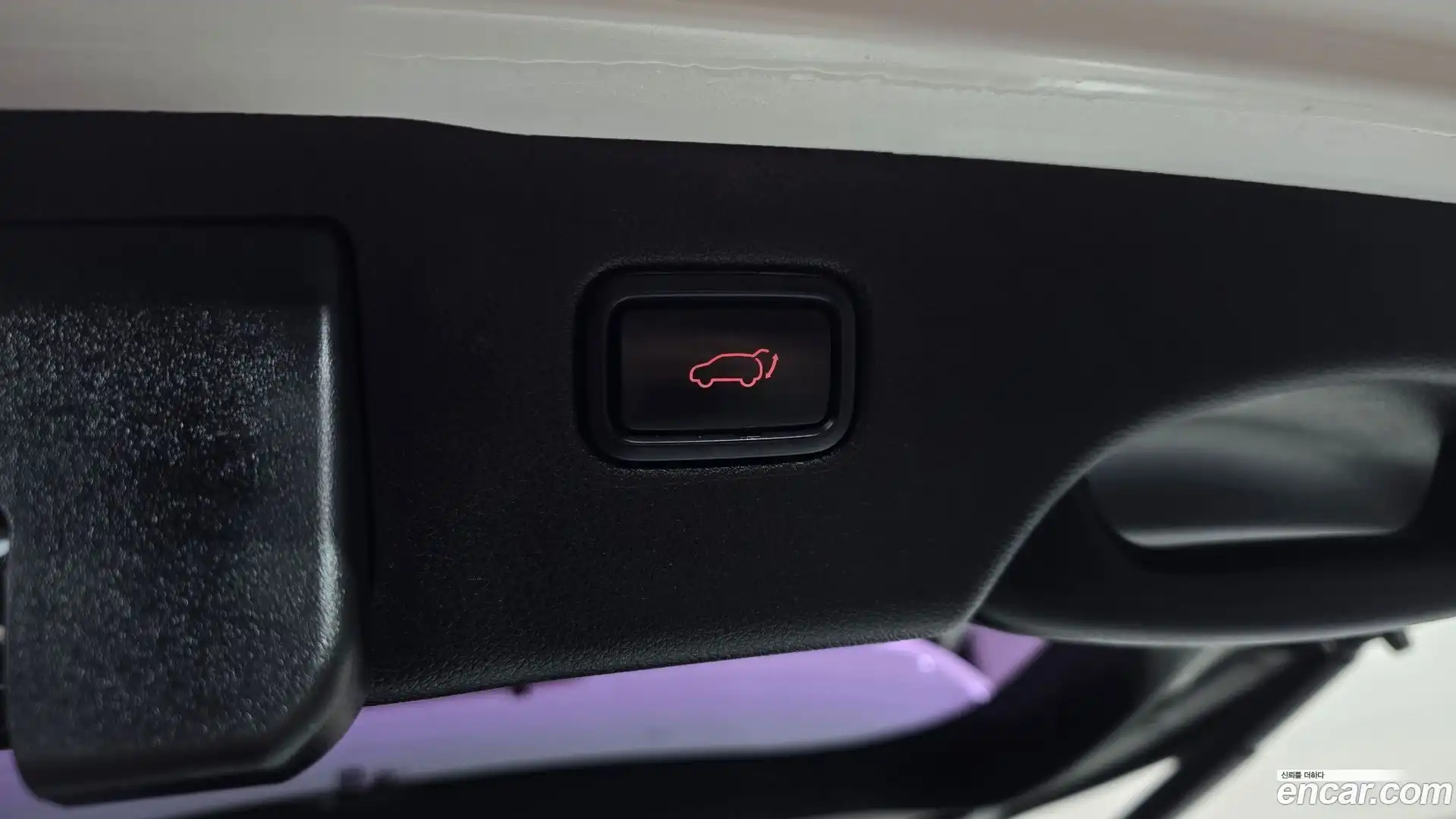 Sorento Kia 2018.6-OPTION-024