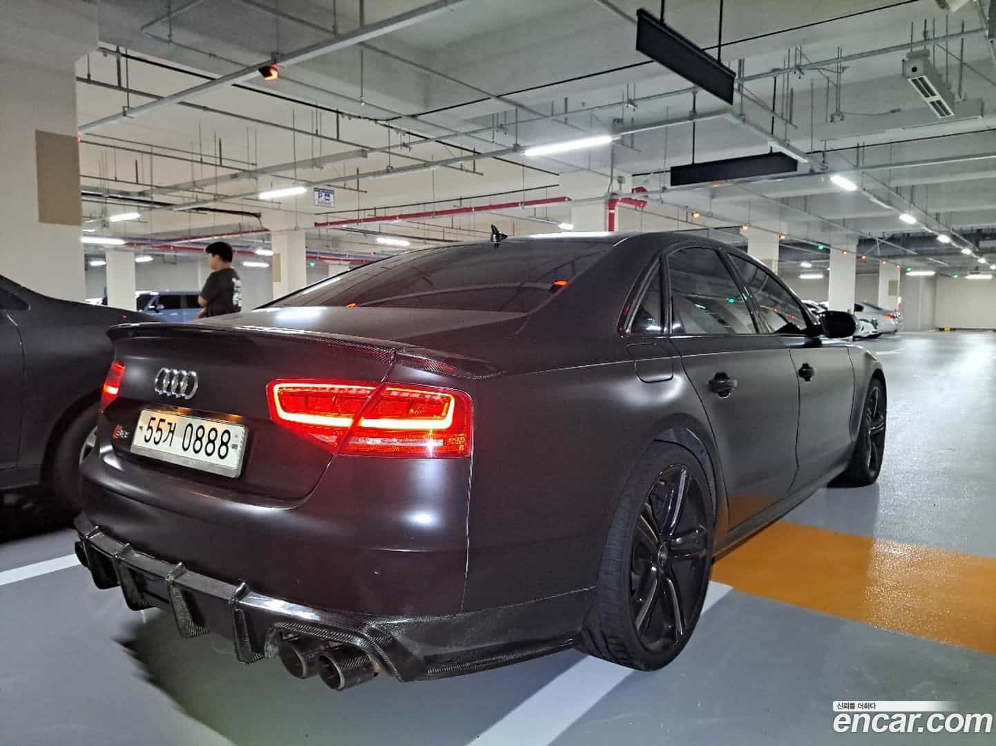S8 Audi 2013.0-INNER-007