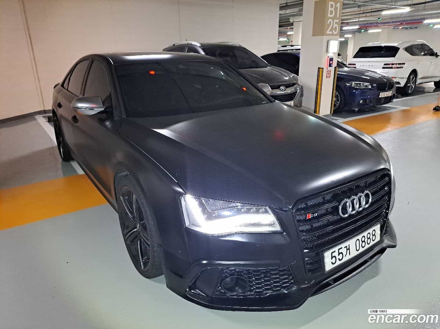 S8 Audi 2013.0-INNER-008