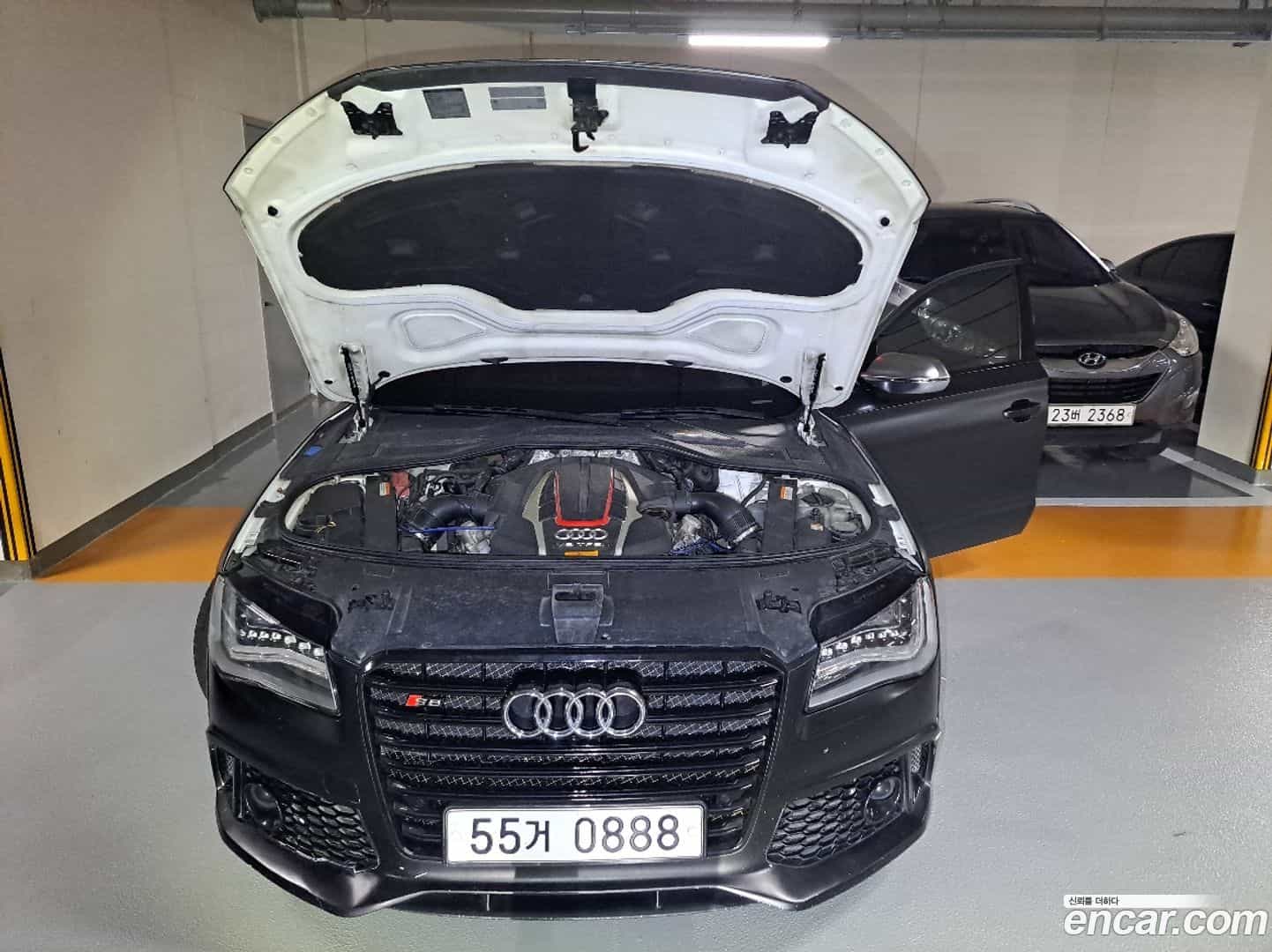 S8 Audi 2013.0-INNER-010