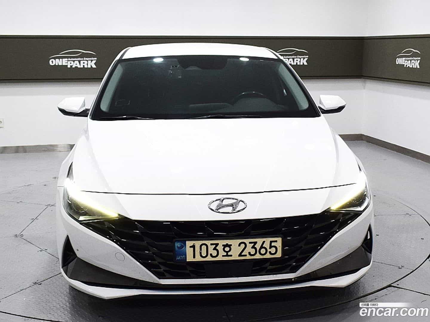 AVANTE Hyundai 2021.6-OUTER-002
