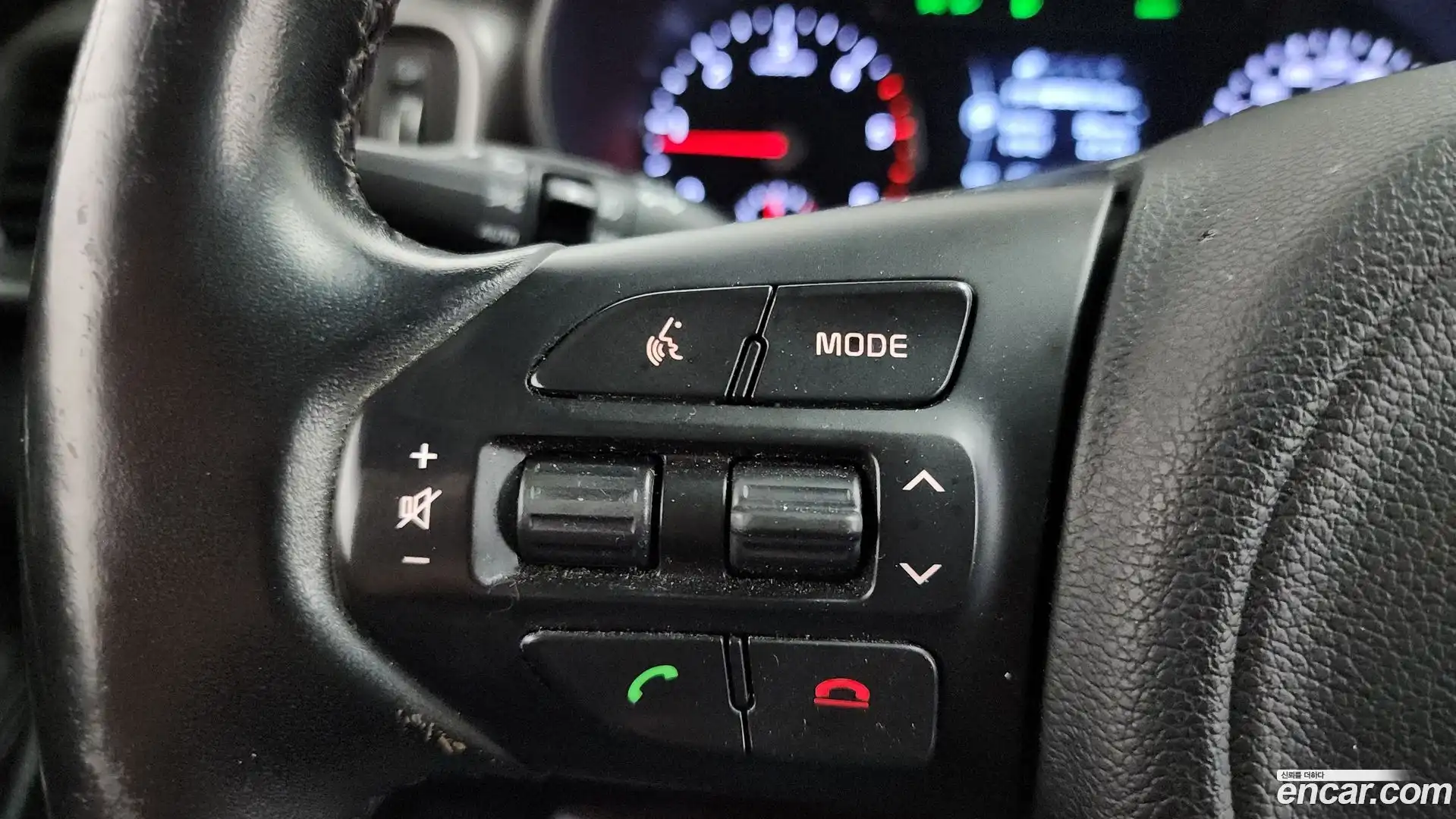 Sorento Kia 2015.0-OPTION-020