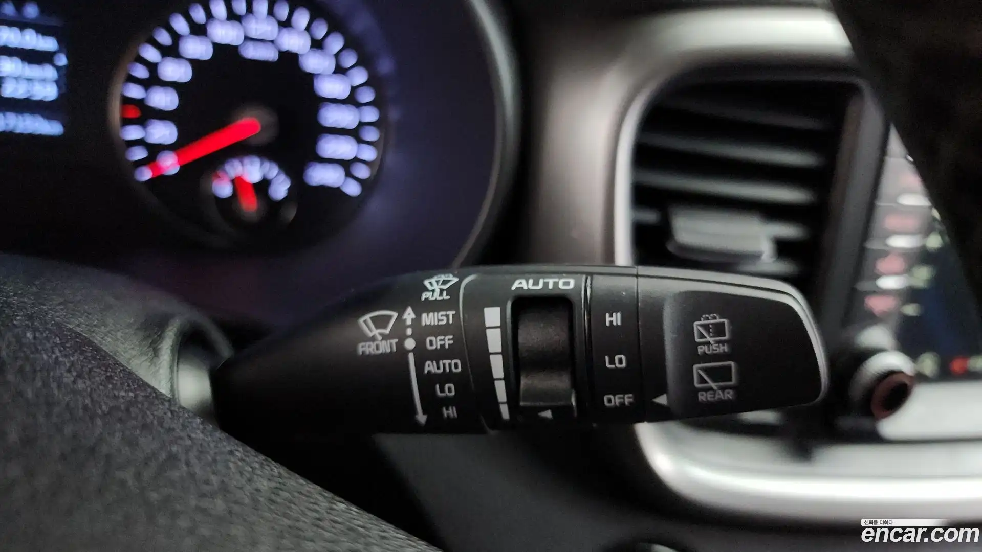 Sorento Kia 2015.0-OPTION-024